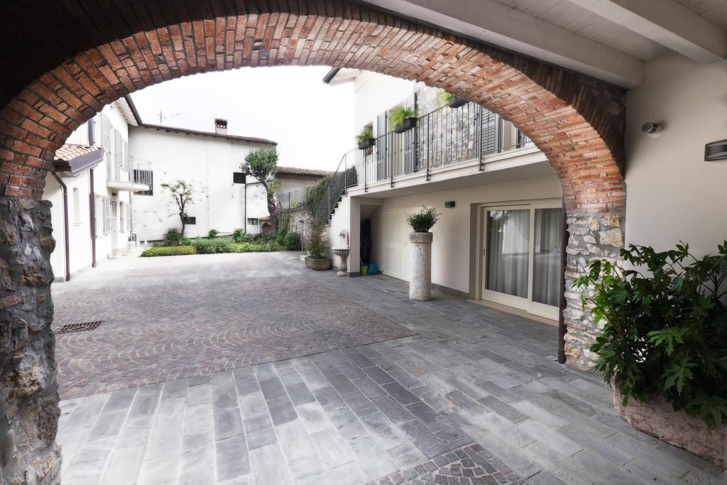 Corte Elvira Manerba del Garda Exteriör bild