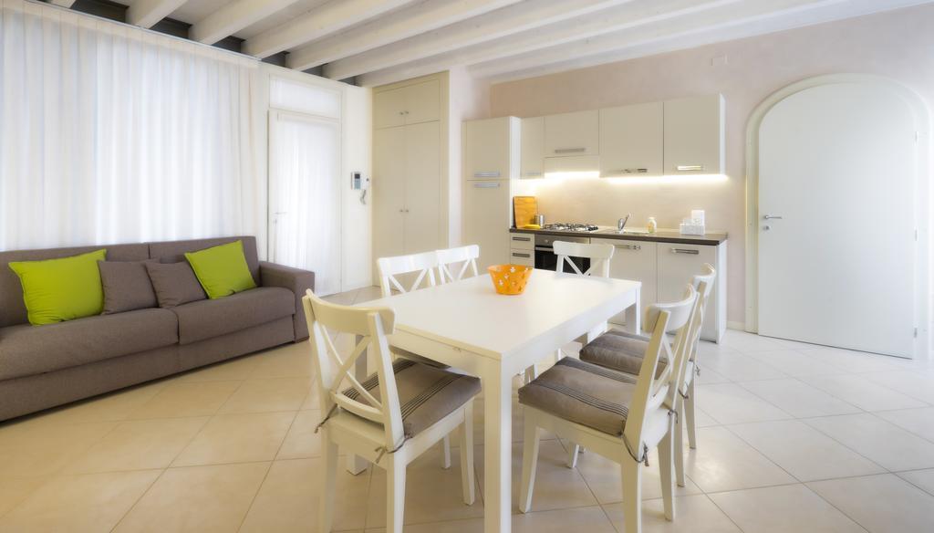 Corte Elvira Manerba del Garda Exteriör bild